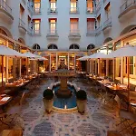 California Champs Elysees 4*
