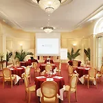 California Champs Elysees 4* باريس