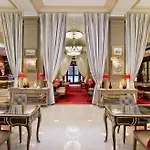 California Champs Elysees فندق باريس