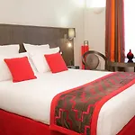 California Champs Elysees فندق 4*