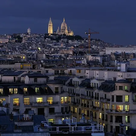California Champs Elysees فندق 4*