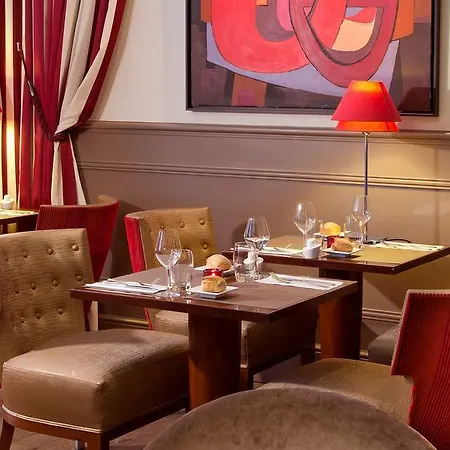 Hotel California Champs Elysées 4*