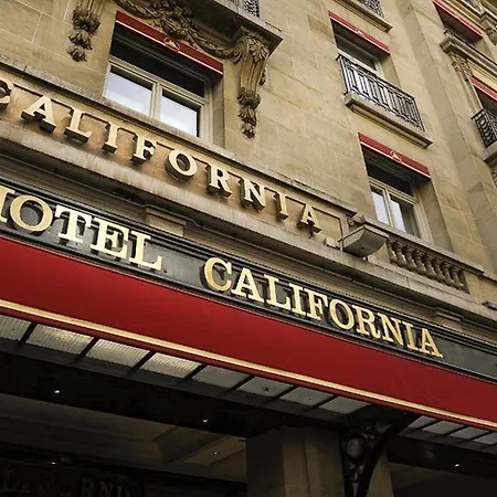 California Champs Elysees 4* パリ