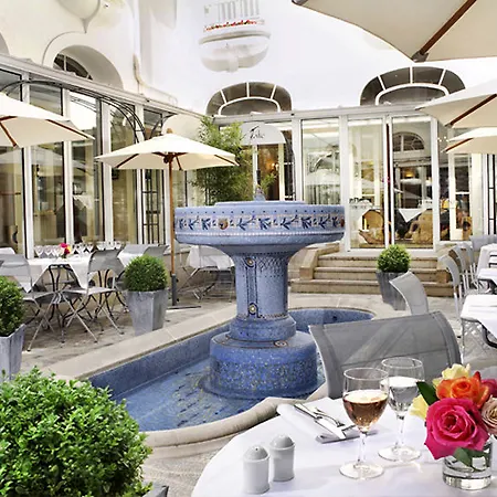 California Champs Elysees 4* Parijs