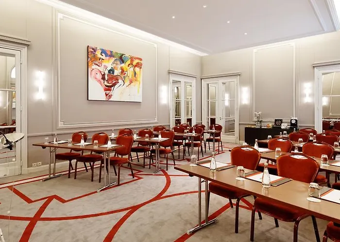 California Champs Elysees Paris