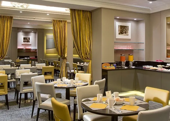 California Champs Elysees 4*