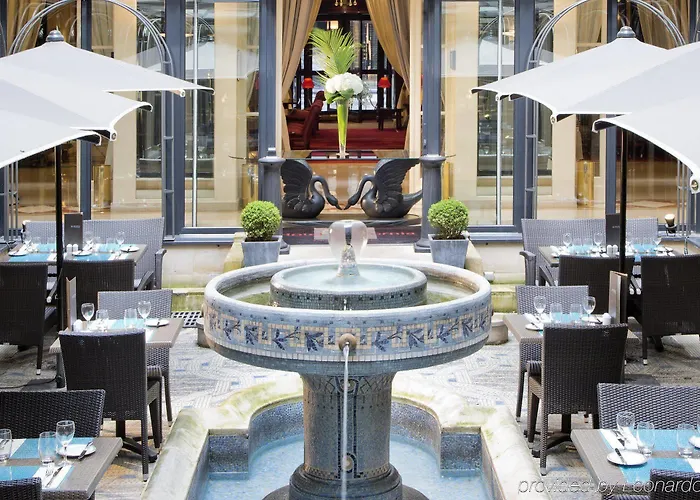 Hotel California Champs Elysees 4*