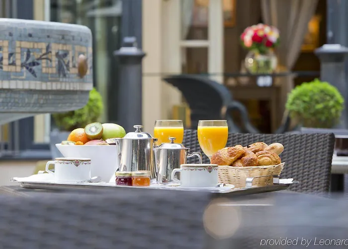 California Champs Elysees Hotel