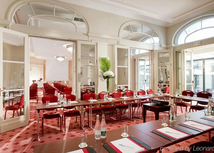 California Champs Elysees Hotel 4*
