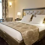 California Champs Elysees 4*