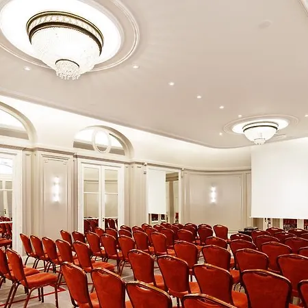 Отель California Champs Elysees 4*