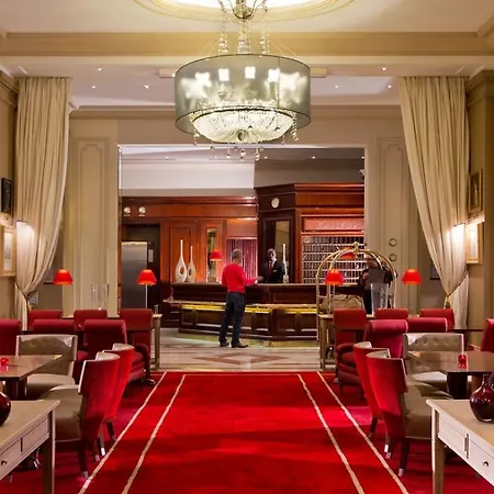 California Champs Elysees 4* Париж