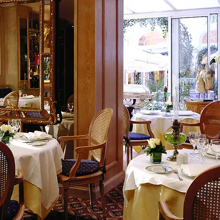 Отель California Champs Elysees 4*