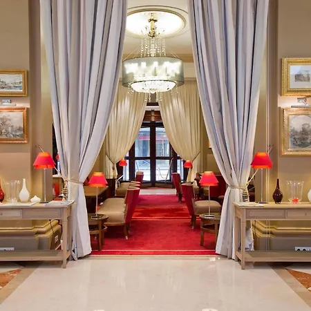 Отель California Champs Elysees 4*