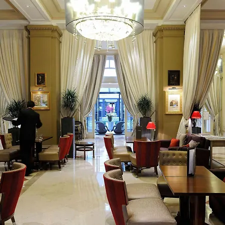 California Champs Elysees Hotell