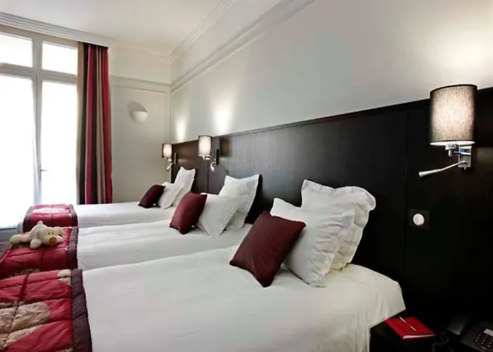 Hotel California Champs Elysees 4*