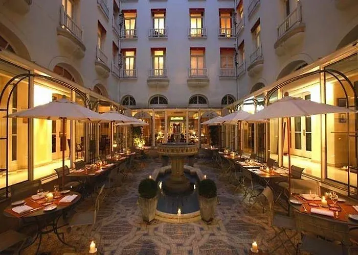 California Champs Elysees Hotel