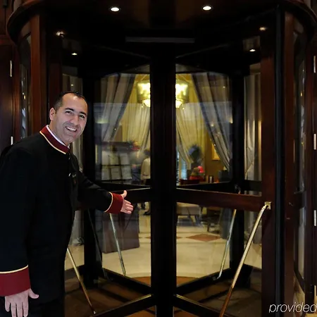 Hotel California Champs Elysees